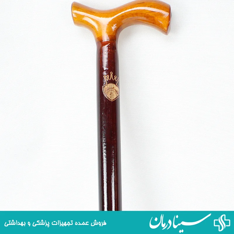 عصای-سنتی-چوبی-با-دسته-ارگونومیک-و-راحت